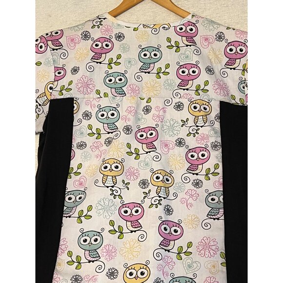 Divine Scrubs JDM Uniforms Owl Print Scrub Top For Women M Cotton Blend Pockets - Picture 6 of 16